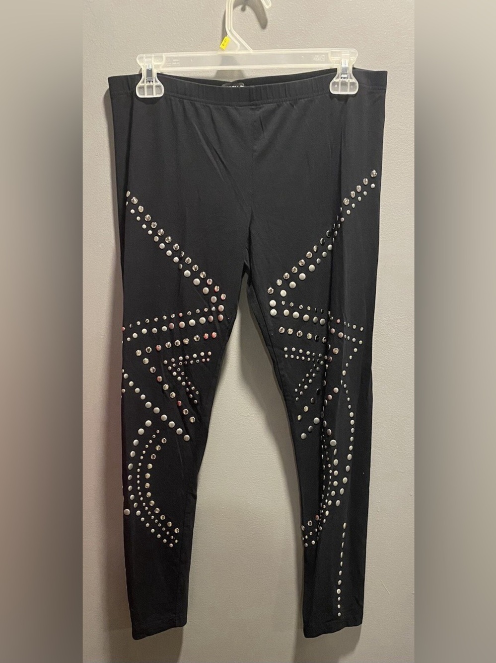 Allen B. by Allen Schwartz Black Studded Geometric Leggings Size L